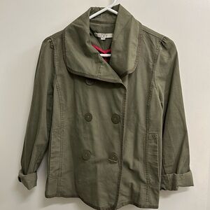 Army green cropped trench jacket